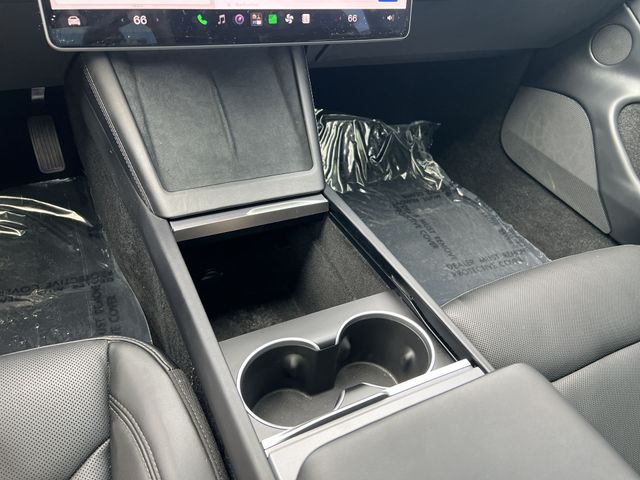 Used 2025  Tesla Long Range image 24
