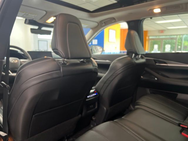 Used 2025 Infiniti QX60 SUV