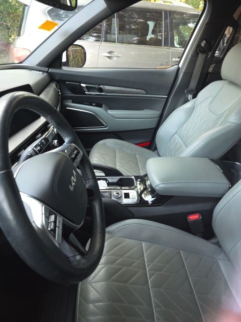 Used 2024 White Kia SX X-Line image 15