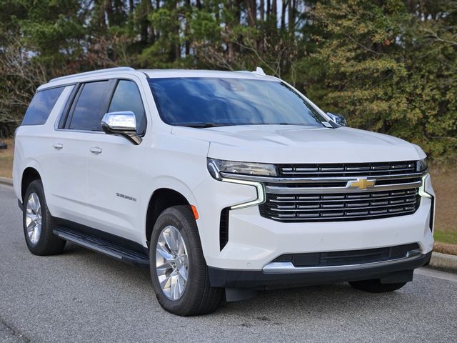 2023 Chevrolet Suburban Premier's photo