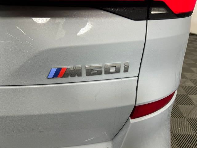 2024 BMW X5 M60i 36