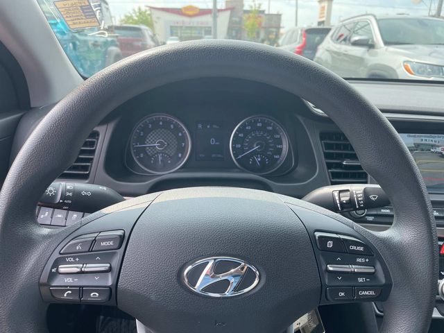 2020 Hyundai Elantra SEL 23