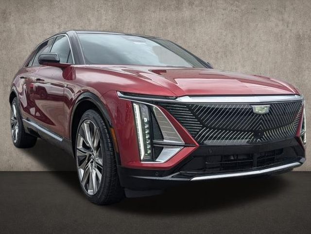 Radiant Red Tintcoat 2026 Cadillac LYRIQ Signature Luxury AWD SUV / Crossover All-Wheel Drive 1-Speed Automatic