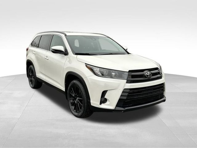 2019 Toyota Highlander  3