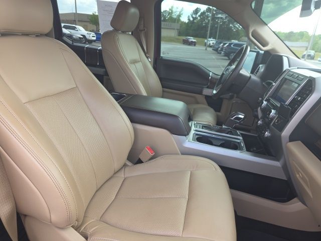 Used 2019 Red Ford Lariat image 13