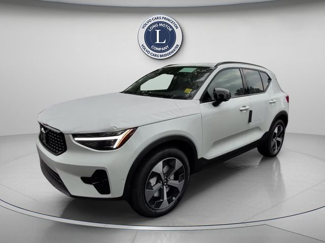Crystal White 2026 Volvo XC40 SUV / Crossover All-Wheel Drive Automatic
