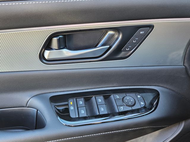 New 2026 Gold Nissan SL image 30