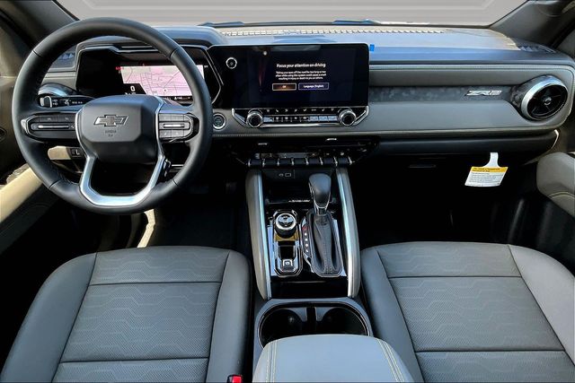 View vehicle photo 5