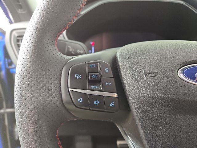 2023 Ford Escape ST-Line photo