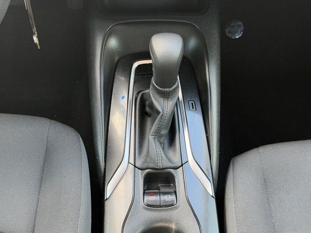 Used 2020 Red Toyota LE image 33