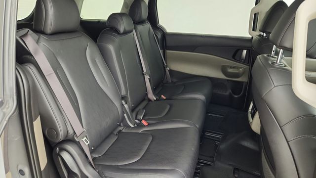 2025 Kia Carnival EX White at Shottenkirk Kia Fort Bend