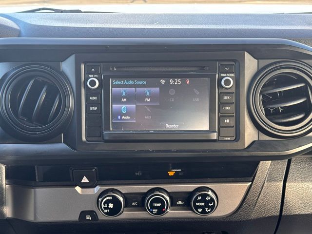 2016 Toyota Tacoma SR