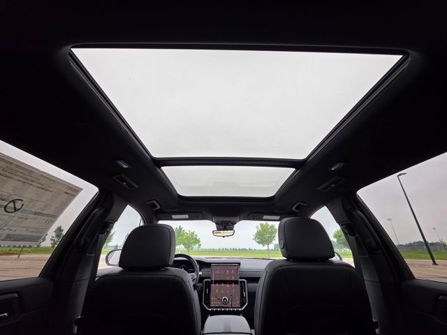 2025 GMC Acadia AWD AT4