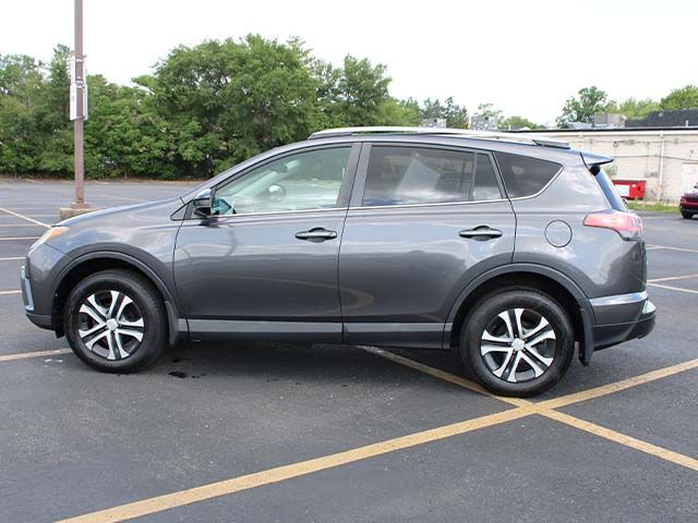 Used 2017 Magnetic Gray Metallic Toyota LE image 7