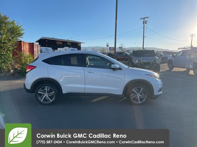 2021 Honda HR-V EX 32