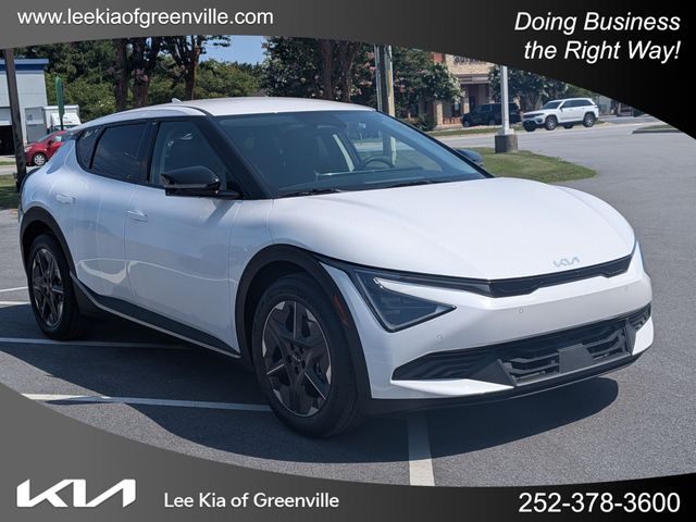 2026 Kia EV6 Light
