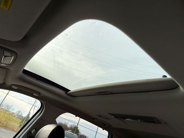 Certified Used 2022 White Kia EX image 18