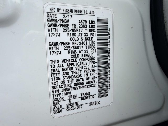 2017 Nissan Rogue - Image 32