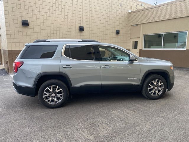 2023 GMC Acadia SLE 4