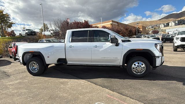 2025 GMC Sierra 3500HD Denali Ultimate 2