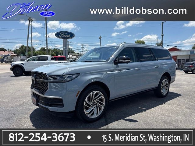 Gray Mist 2025 Lincoln Navigator SUV / Crossover Four-Wheel Drive Automatic