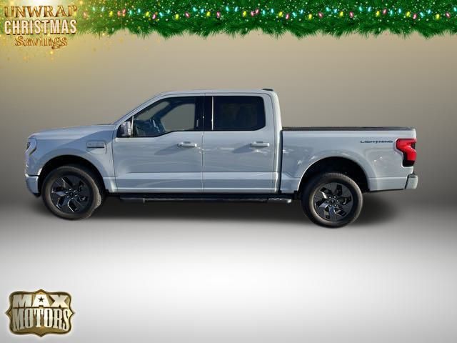 2023 Ford F-150 Lightning Lariat 15