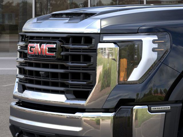 2025 GMC Sierra 3500HD Pro 13