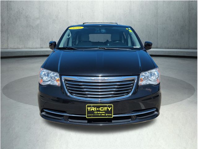 Used 2016 Chrysler Town & Country Van