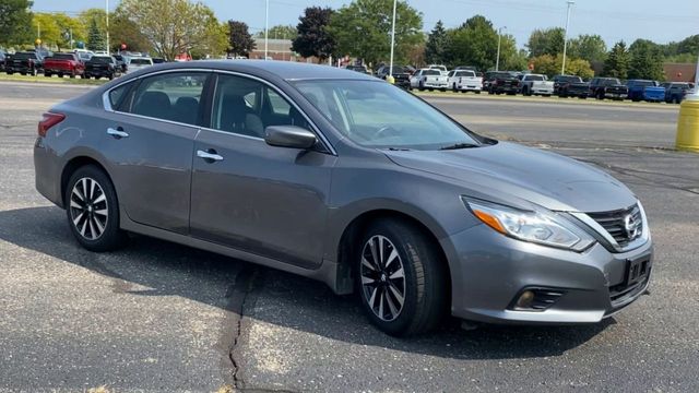 2018 Nissan Altima 2.5 SV 2