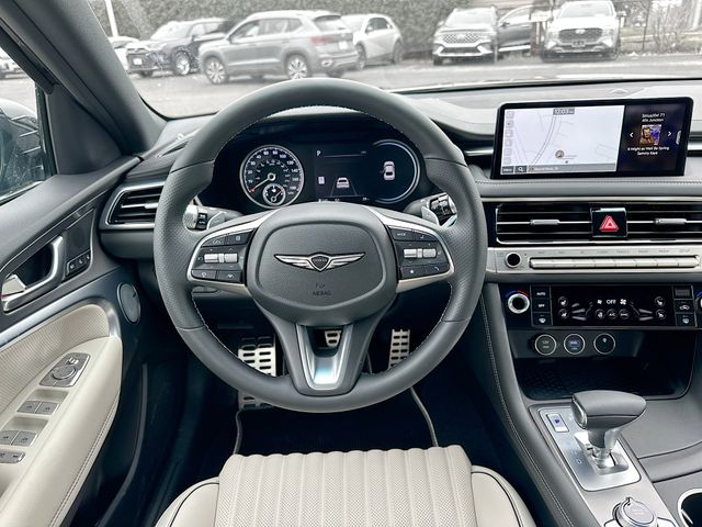 2025 Genesis G70  19