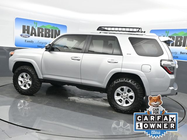 2017 Toyota 4Runner SR5 photo