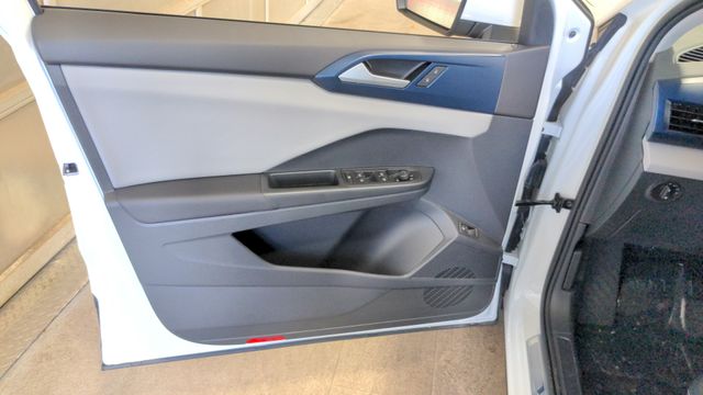 2023 Volkswagen Taos