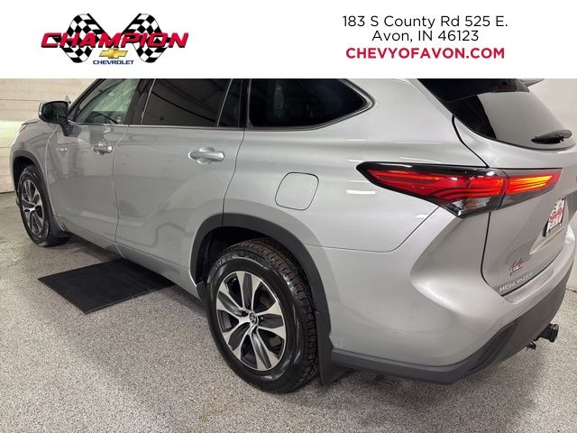 2021 Toyota Highlander Hybrid XLE photo
