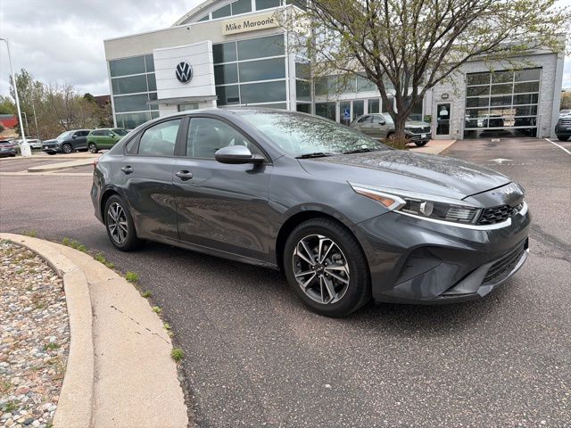 2022 Kia Forte LXS FWD