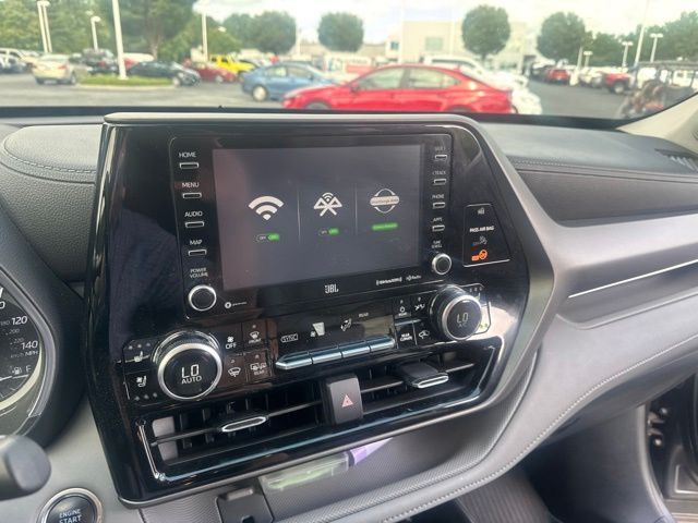 2020 Toyota Highlander Limited - Photo 11