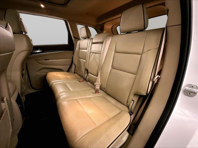 2020 Jeep Grand Cherokee Overland White at Auto Express Mitsubishi