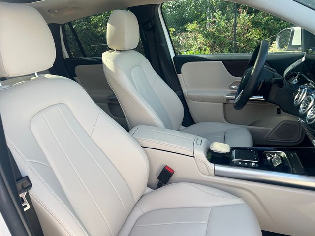 Used 2022 White Mercedes-Benz GLA 250 image 18