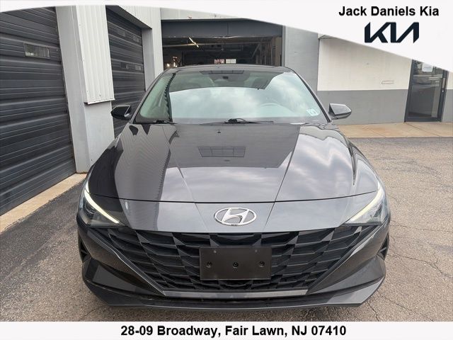 Portofino Gray 2021 Hyundai Elantra Sedan Front-Wheel Drive Continuously Variable Transmission