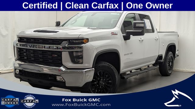 Summit White 2022 Chevrolet Silverado 2500HD Pickup Truck Four-Wheel Drive Automatic