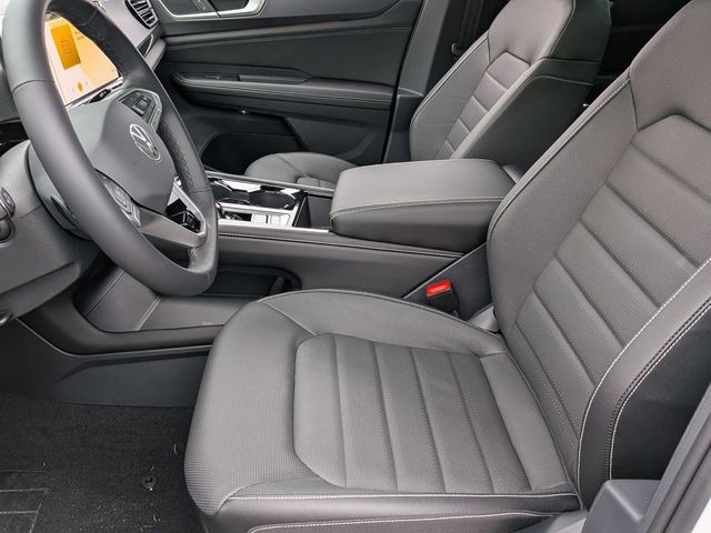2026 Volkswagen Atlas Cross Sport SEL R-LINE - Photo 13