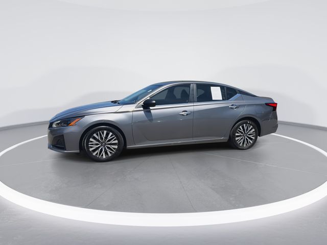 Used 2024 Gray Nissan 2.5 SV image 4