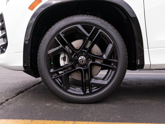 New 2026 Volkswagen Tiguan SUV