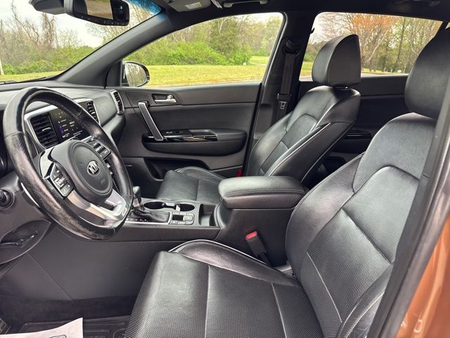 Used 2021 Brown Kia SX image 15