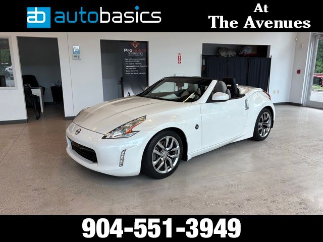 Pearl White 2014 Nissan 370Z Convertible Rear-Wheel Drive 7-Speed Automatic