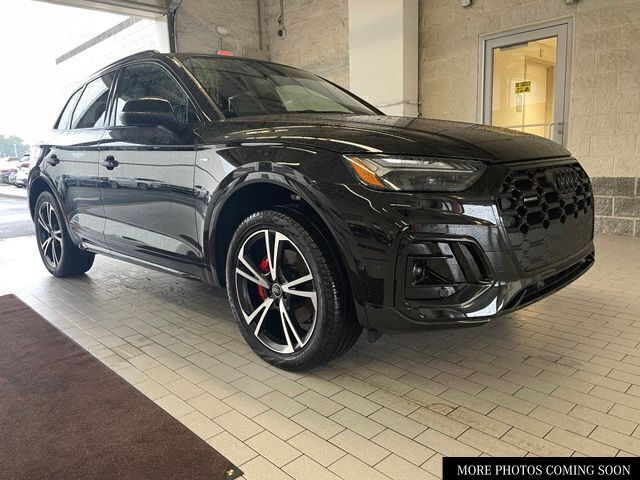 Black 2025 Audi Q5 SUV / Crossover All-Wheel Drive 7-Speed Automatic