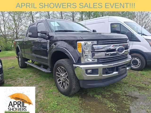 Gray (Magnetic) 2017 Ford F-250 Super Duty Lariat Crew Cab 4WD Pickup Truck Four-Wheel Drive 6-Speed Automatic