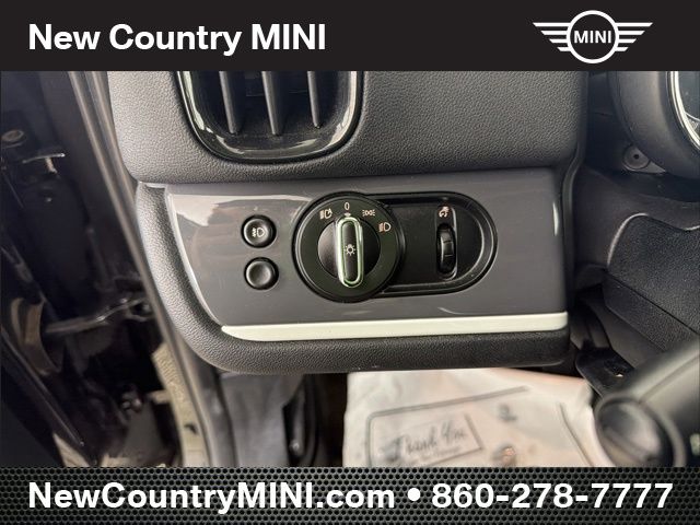 Used 2019 Black MINI Signature image 13