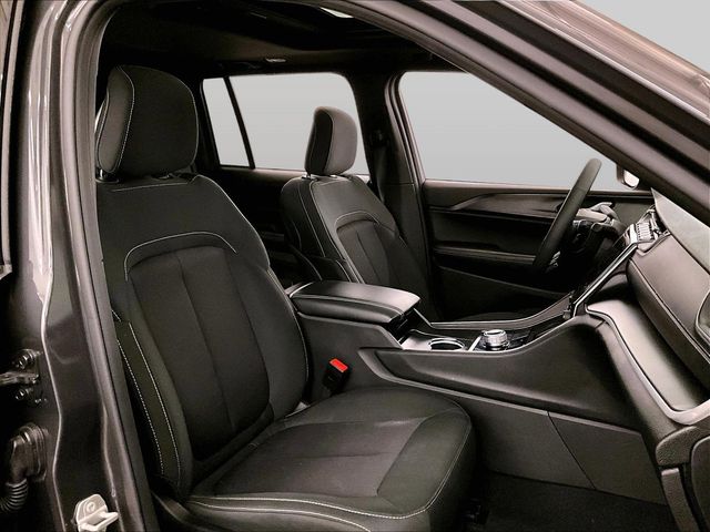 2025 Jeep Grand Cherokee Laredo X Gray at South Hills CDJR
