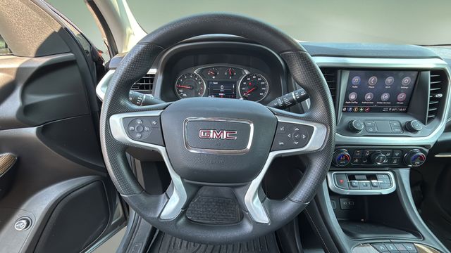 Used 2023 Silver GMC SLE image 11