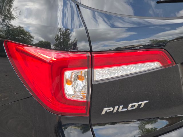 2022 Honda Pilot Special Edition photo 10